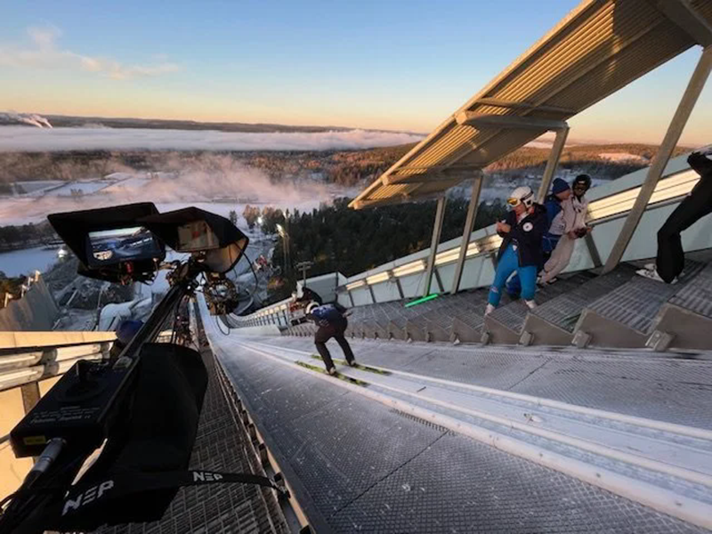 跳台滑雪锦标赛 Polecam 鱼竿摇臂捕捉极致动感